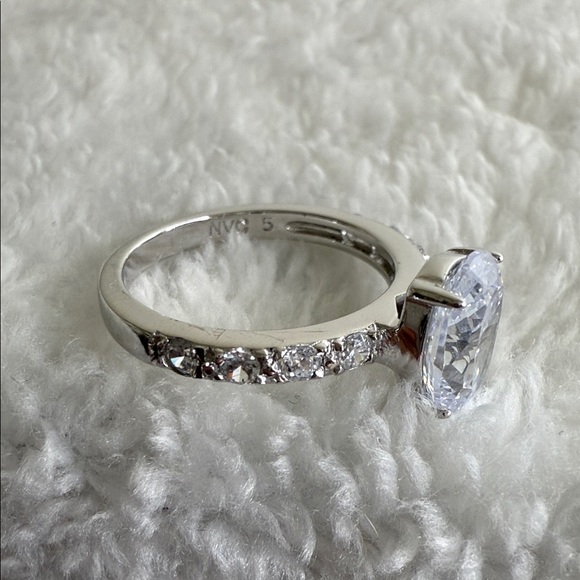 Sterling Silver CZ Ring | 925 NVC | Size 5 - Picture 6 of 6